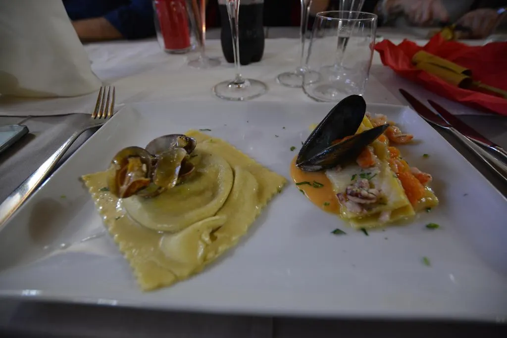 Abas Ristorante Pizzeria Affittacamere Ales